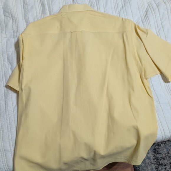 Nautica Men’s Short-Sleeve Button-Down Shirt – Size Large - Picture 2 of 3